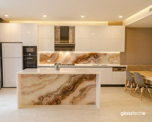 mətbəx ada şüşə